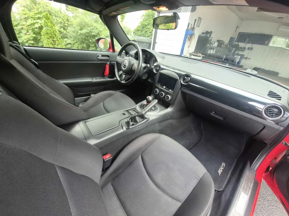 2015 Mazda NC MX-5 Miata - Image 5 of 12