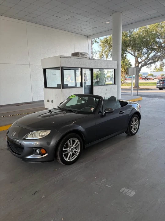 2015 Mazda NC MX-5 Miata - Image 9 of 12