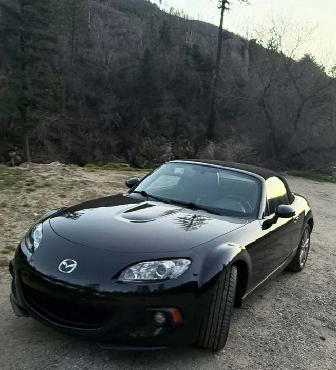 2015 Mazda NC MX-5 Miata - Image 2 of 2