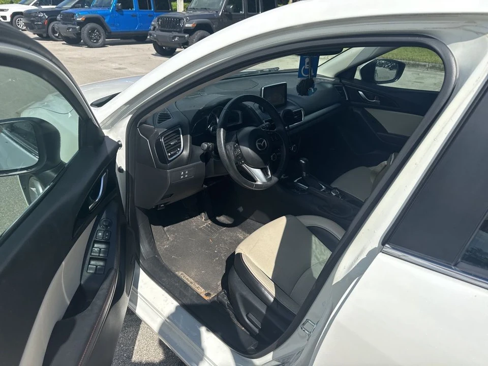 2015 Mazda Mazda 3 3rd Gen - Image 3 of 4