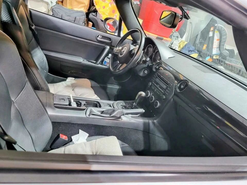 2015 Mazda NC MX-5 Miata - Image 4 of 5