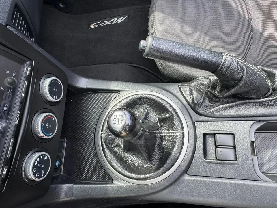 2015 Mazda NC MX-5 Miata - Image 14 of 20