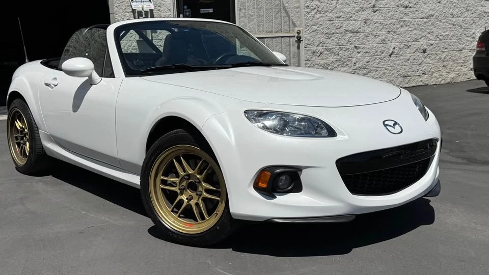 2015 Mazda NC MX-5 Miata - Image 2 of 20