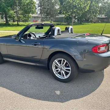 2015 Mazda MX-5 Miata Sport