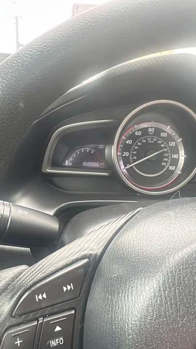 2015 Mazda Mazda 3 3rd Gen - Image 9 of 10