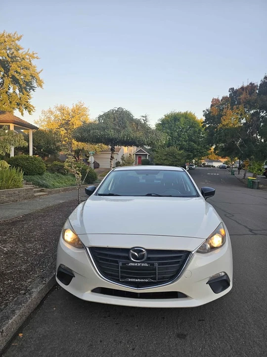 2015 Mazda Mazda 3 3rd Gen - Image 2 of 16