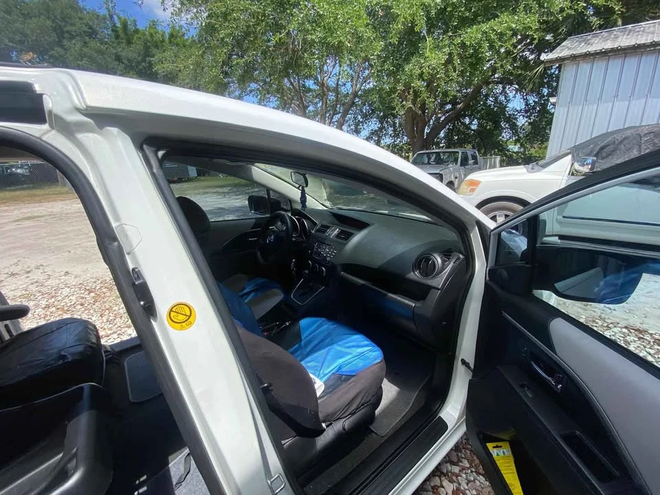 2015 Mazda Mazda 5 - Image 5 of 11