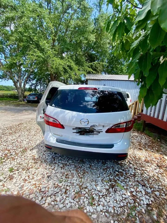 2015 Mazda Mazda 5 - Image 3 of 11
