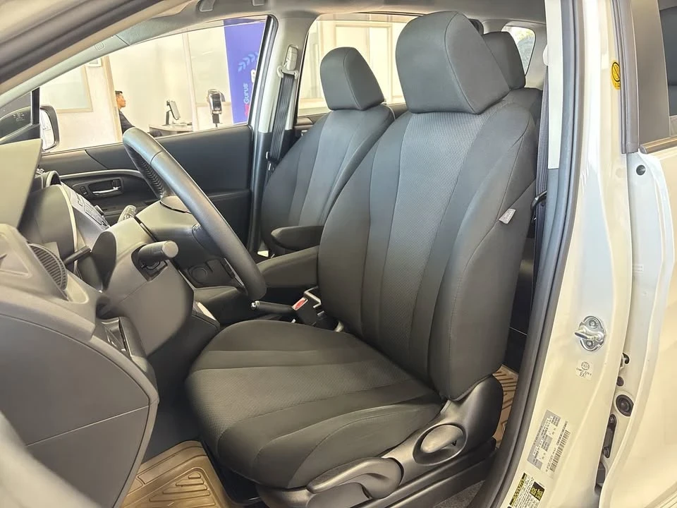 2015 Mazda Mazda 5 - Image 4 of 7