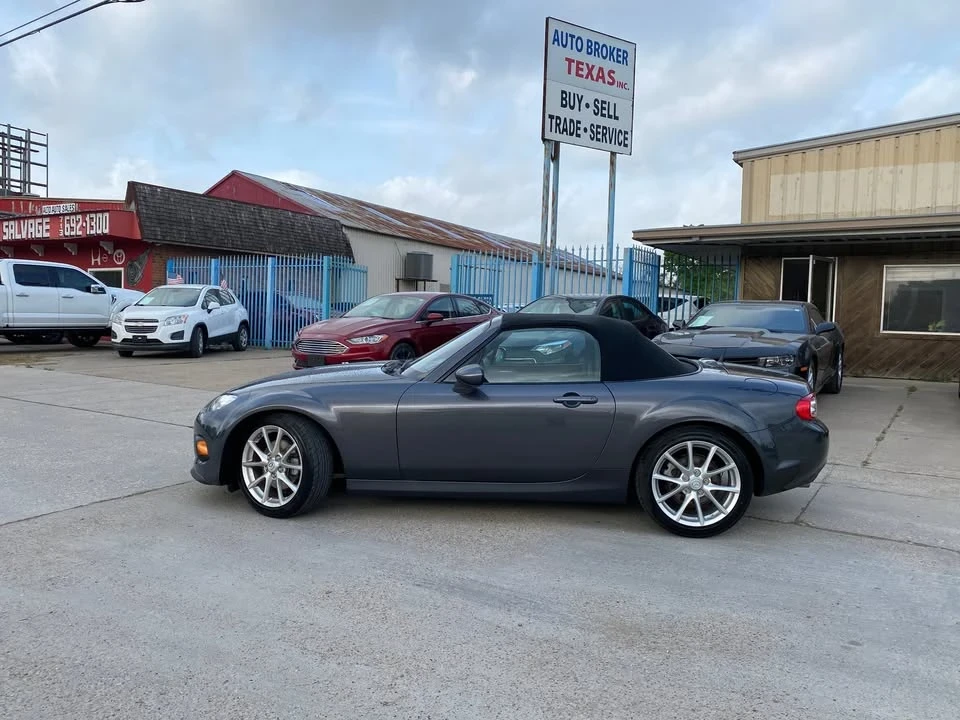 2015 Mazda NC MX-5 Miata - Image 3 of 7