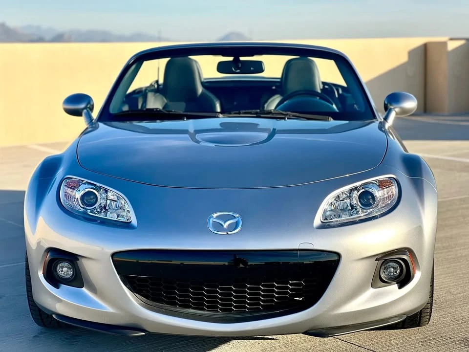 2015 Mazda NC MX-5 Miata - Image 16 of 17