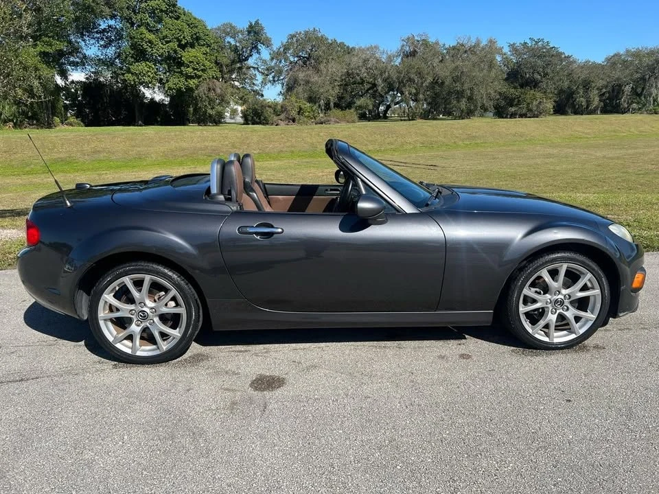 2015 Mazda NC MX-5 Miata - Image 4 of 20