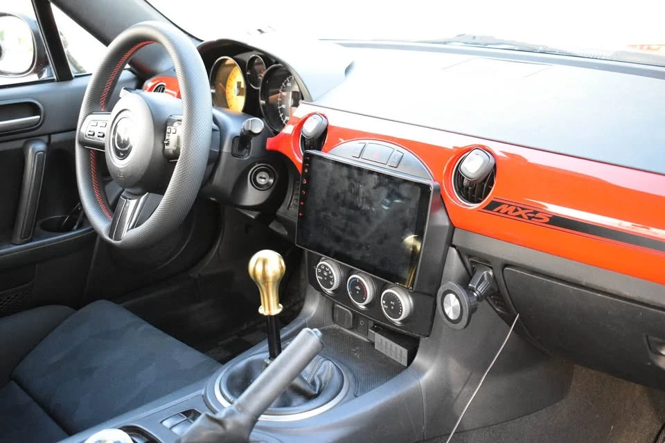 2015 Mazda NC MX-5 Miata - Image 15 of 19