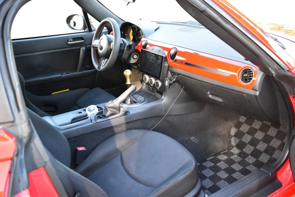 2015 Mazda NC MX-5 Miata - Image 16 of 19