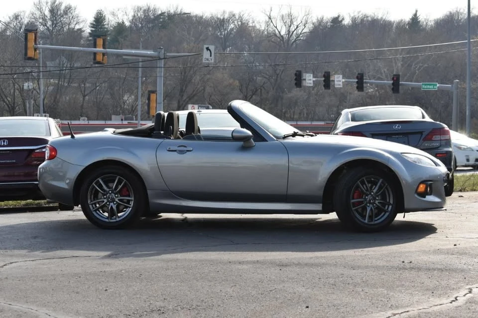 2015 Mazda NC MX-5 Miata - Image 3 of 19