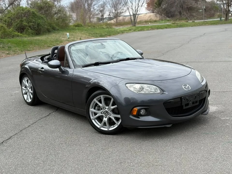 2015 Mazda NC MX-5 Miata - Image 2 of 18