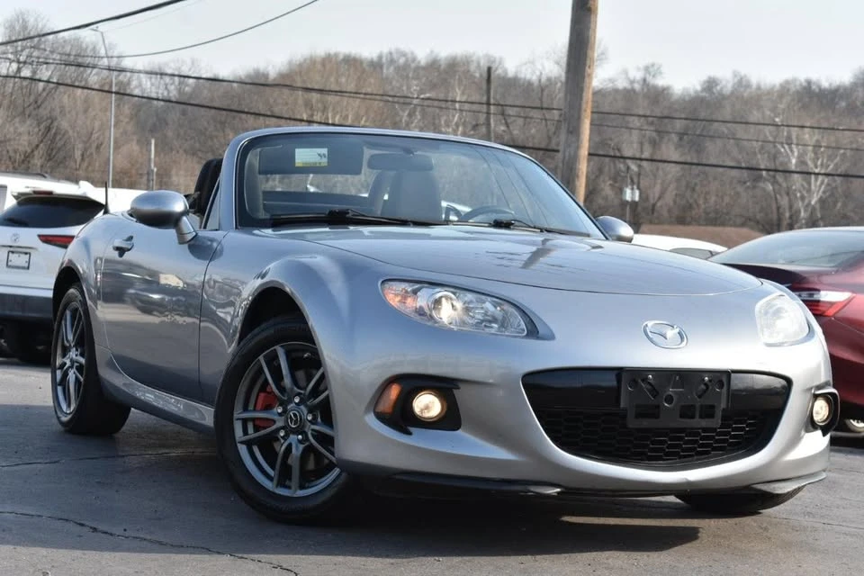 2015 Mazda NC MX-5 Miata - Image 2 of 19