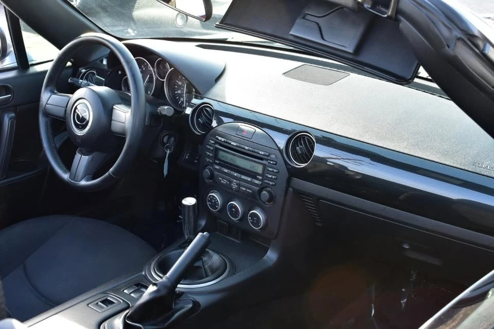 2015 Mazda NC MX-5 Miata - Image 14 of 19