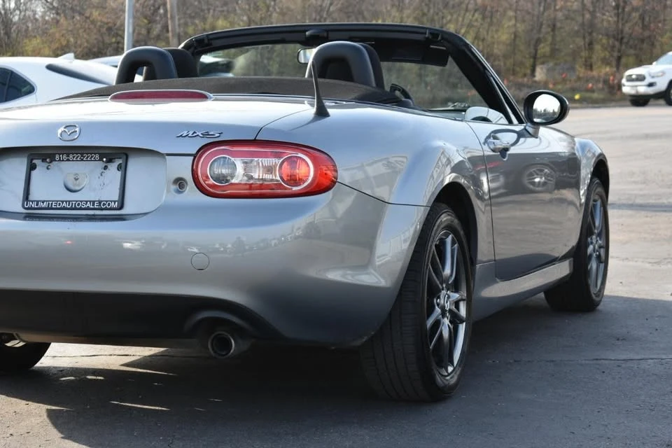 2015 Mazda NC MX-5 Miata - Image 11 of 19