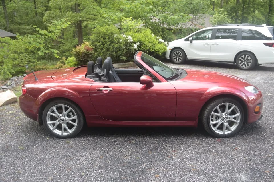 2015 Mazda NC MX-5 Miata - Image 8 of 13