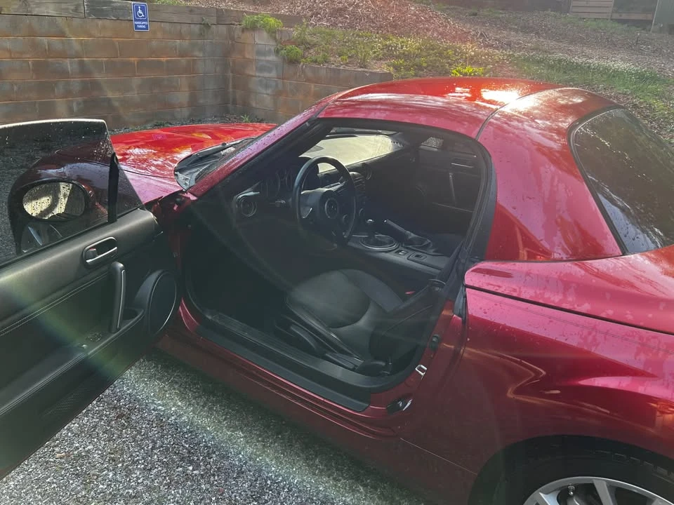 2015 Mazda NC MX-5 Miata - Image 5 of 13