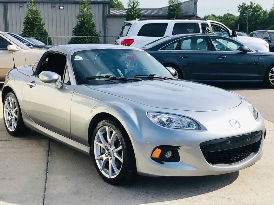 2015 Mazda NC MX-5 Miata - Image 9 of 20