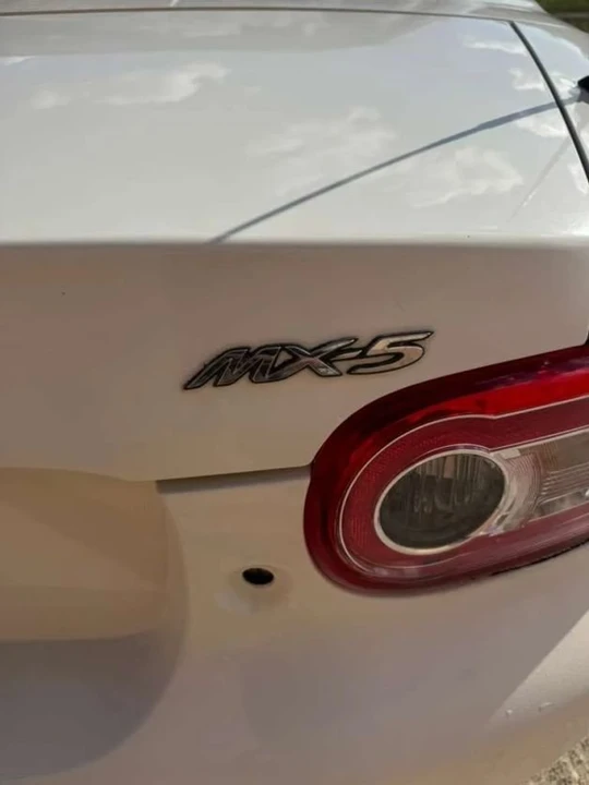 2015 Mazda NC MX-5 Miata - Image 5 of 15
