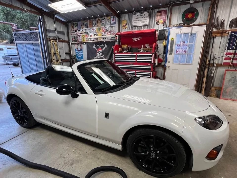 2015 Mazda NC MX-5 Miata - Image 2 of 5