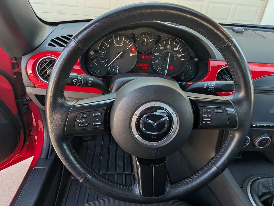 2015 Mazda NC MX-5 Miata - Image 10 of 17