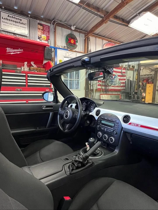 2015 Mazda NC MX-5 Miata - Image 3 of 8