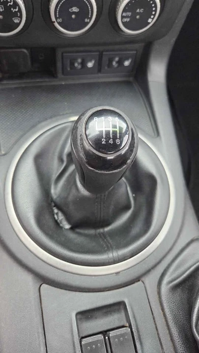 2015 Mazda NC MX-5 Miata - Image 5 of 6