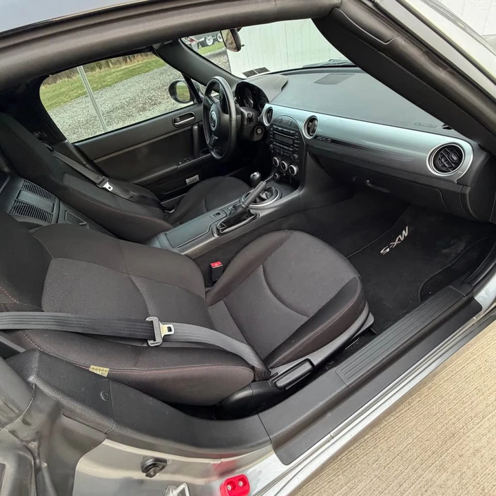 2015 Mazda NC MX-5 Miata - Image 8 of 11
