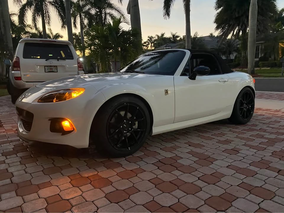 2015 Mazda NC MX-5 Miata - Image 5 of 12