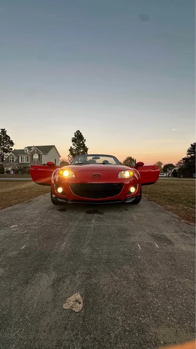 2015 Mazda NC MX-5 Miata - Image 5 of 8