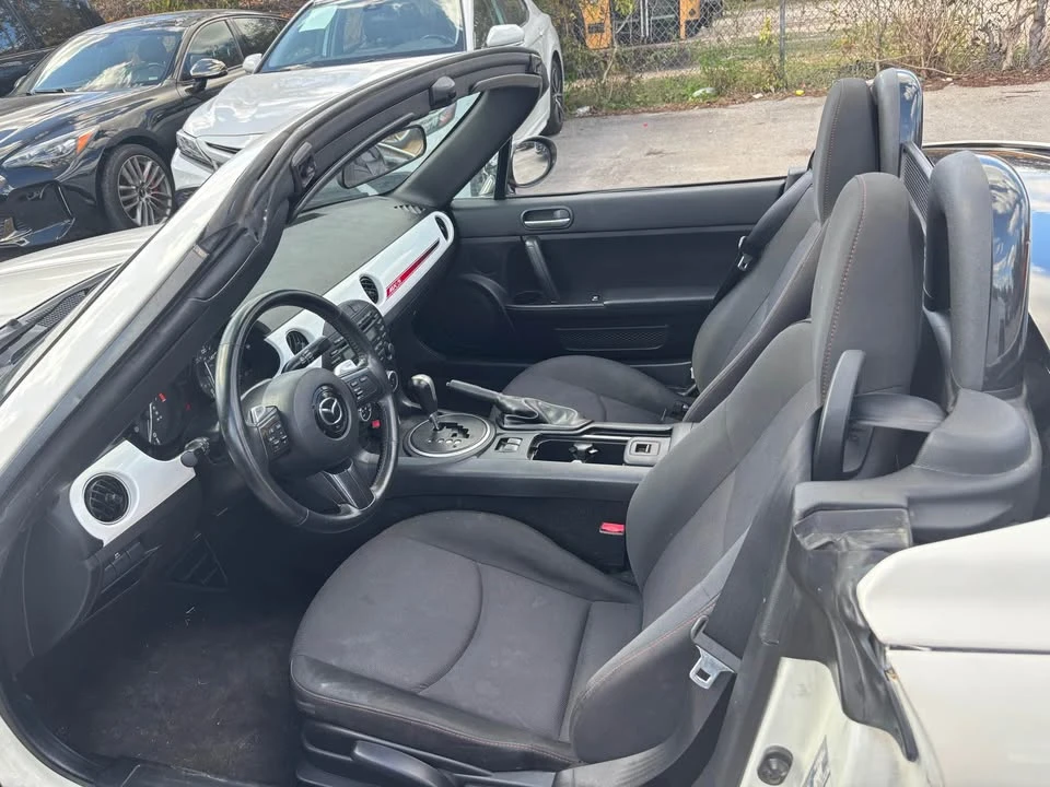 2015 Mazda NC MX-5 Miata - Image 5 of 5