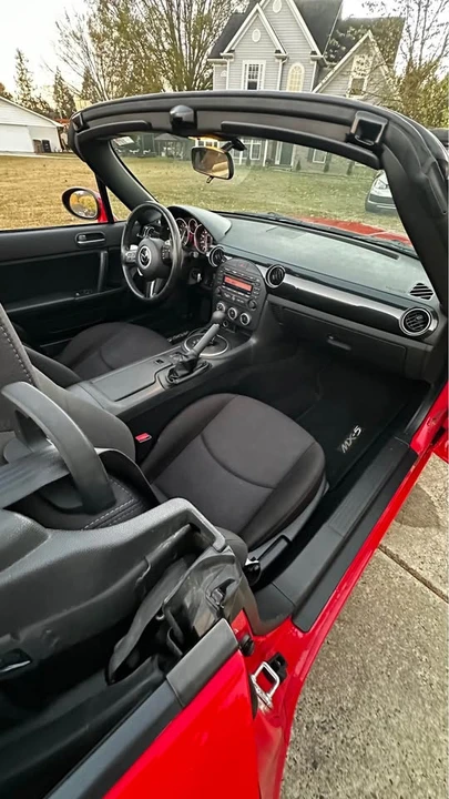 2015 Mazda NC MX-5 Miata - Image 10 of 13