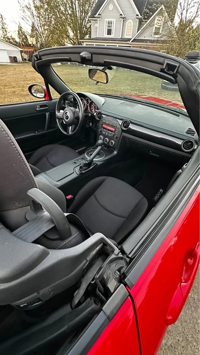 2015 Mazda NC MX-5 Miata - Image 11 of 13