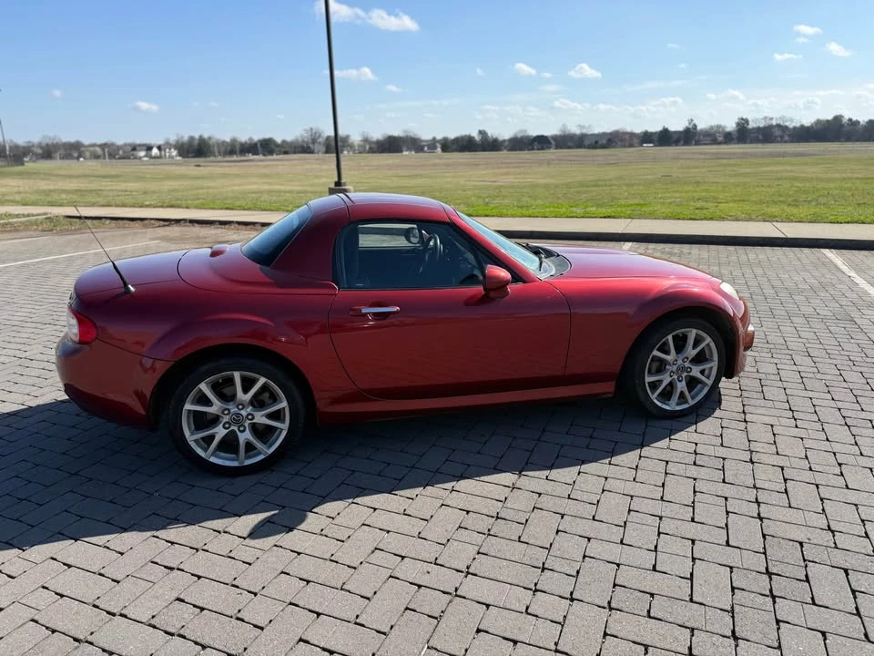 2015 Mazda NC MX-5 Miata - Image 2 of 19