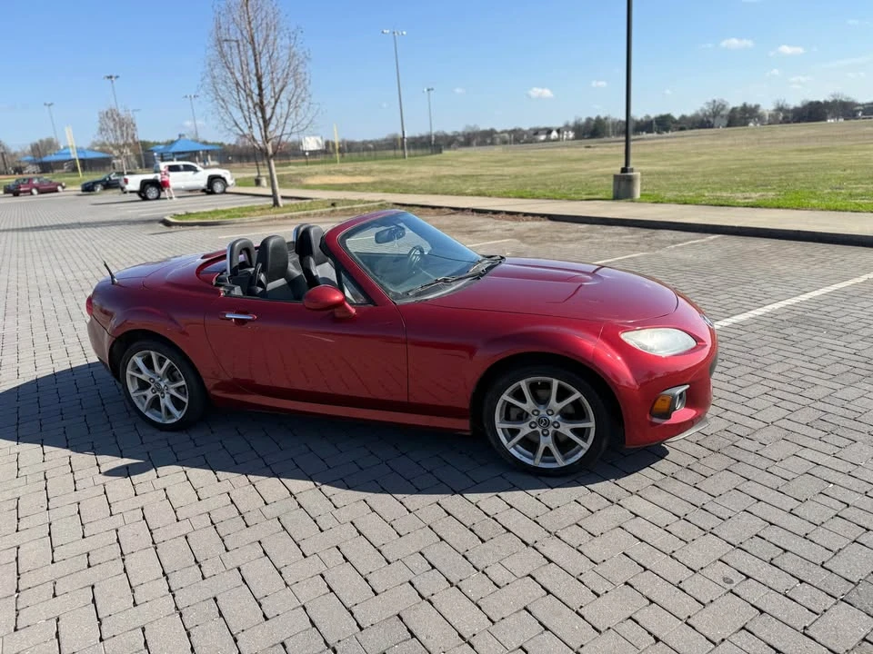 2015 Mazda NC MX-5 Miata - Image 9 of 19