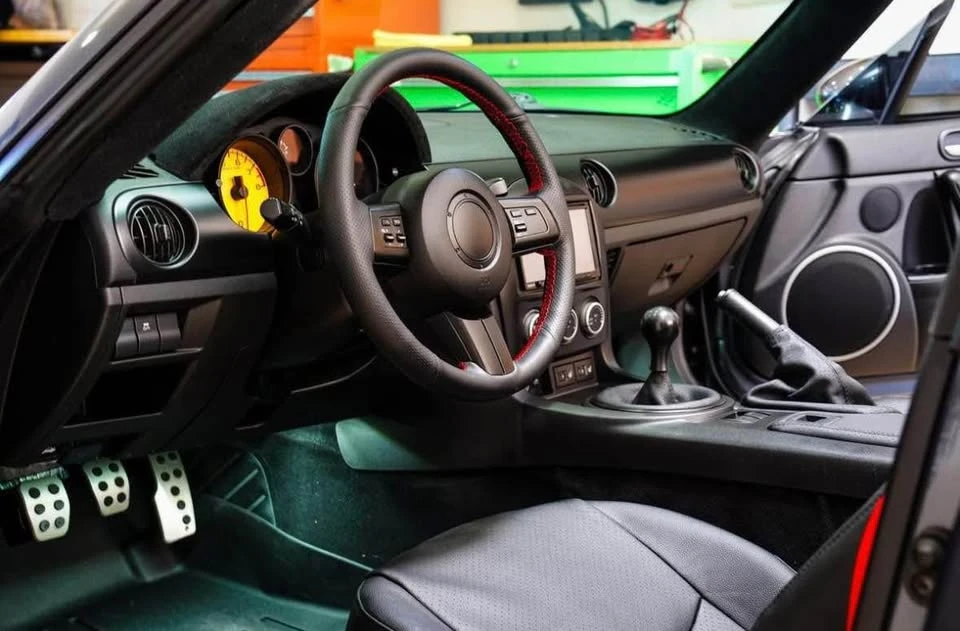 2015 Mazda NC MX-5 Miata - Image 17 of 17