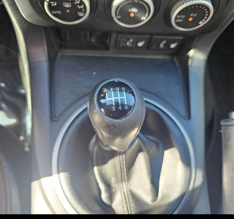 2015 Mazda NC MX-5 Miata - Image 8 of 8
