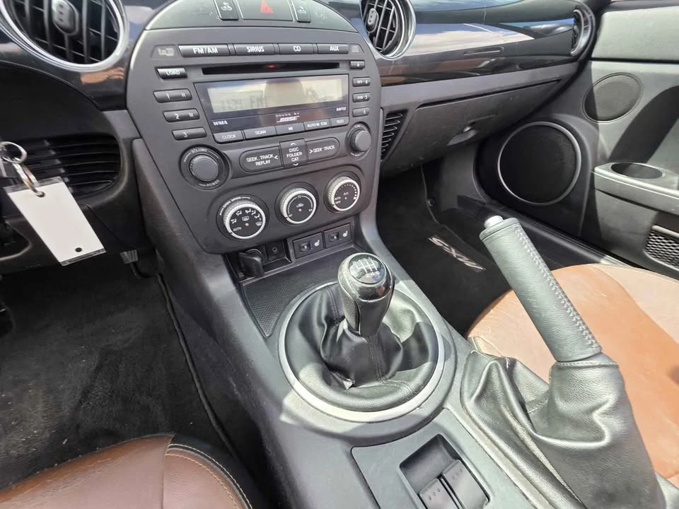 2015 Mazda NC MX-5 Miata - Image 12 of 13