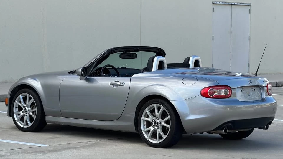 2015 Mazda NC MX-5 Miata - Image 7 of 19