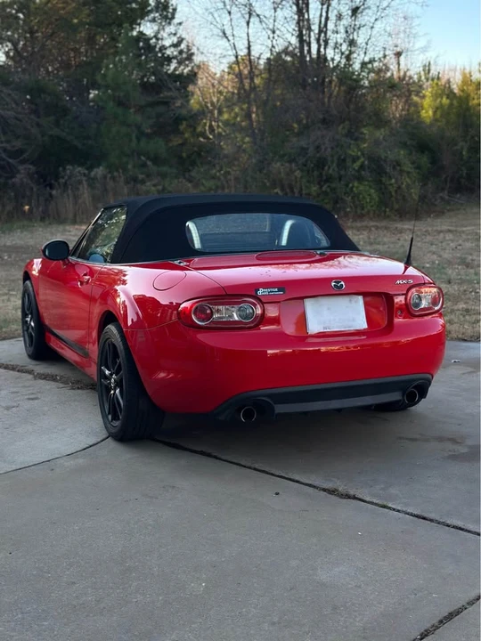 2015 Mazda NC MX-5 Miata - Image 2 of 10