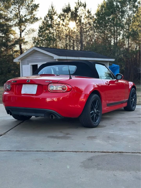 2015 Mazda NC MX-5 Miata - Image 3 of 10