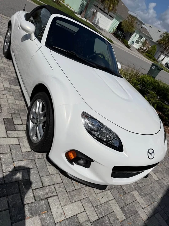 2015 Mazda NC MX-5 Miata - Image 10 of 11