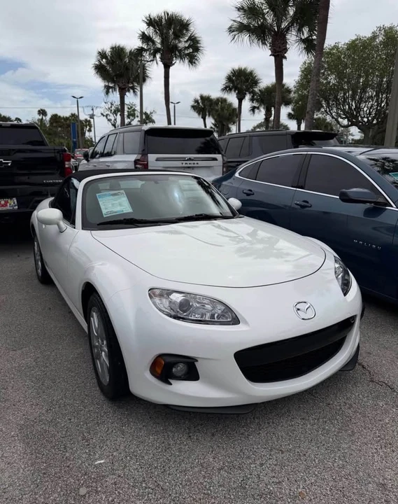 2015 Mazda NC MX-5 Miata - Image 4 of 6