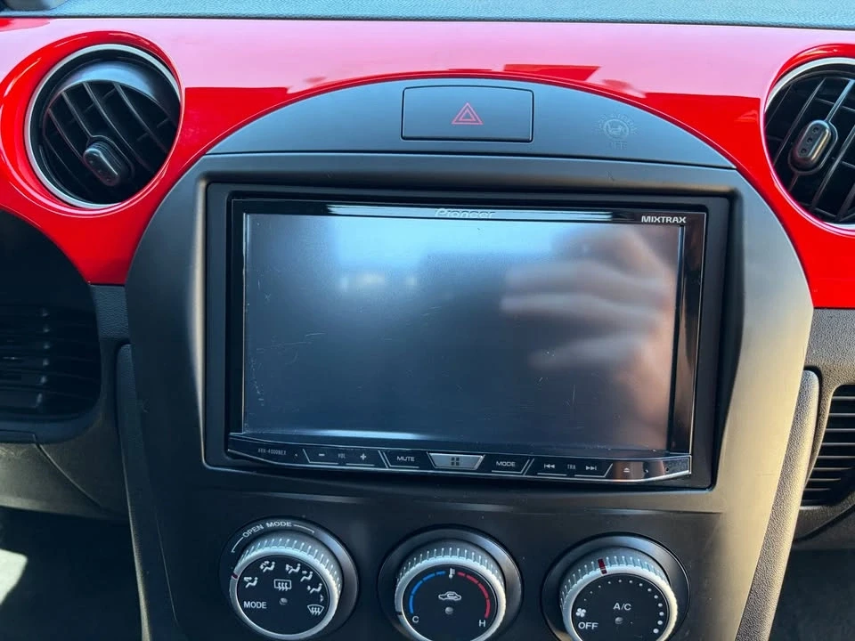 2015 Mazda NC MX-5 Miata - Image 14 of 18