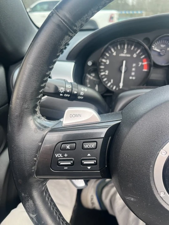2015 Mazda NC MX-5 Miata - Image 10 of 17