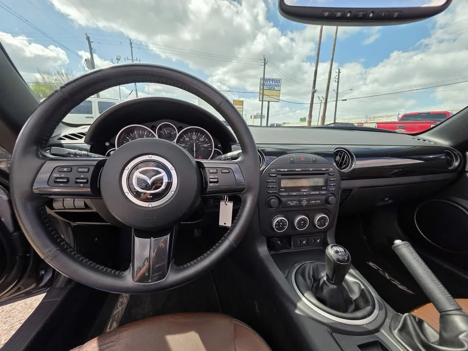 2015 Mazda NC MX-5 Miata - Image 11 of 17